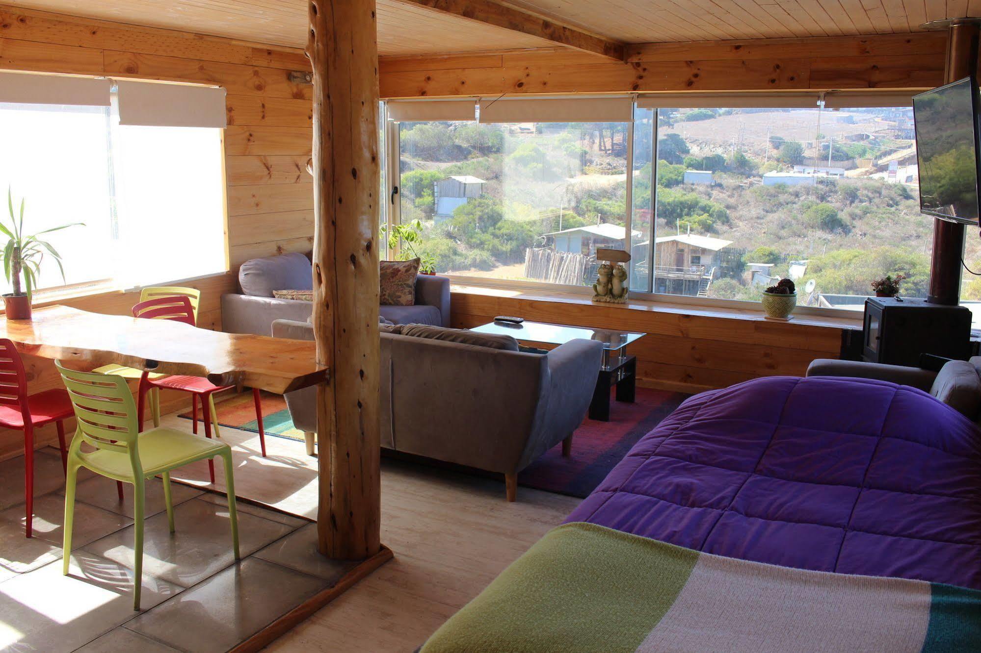 Albergue Sirena Insolente & *